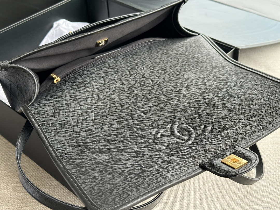 Chanel AS3662 LARGE BACKPACK Calfskin & Gold-Tone Metal Black - Default Title - View 7