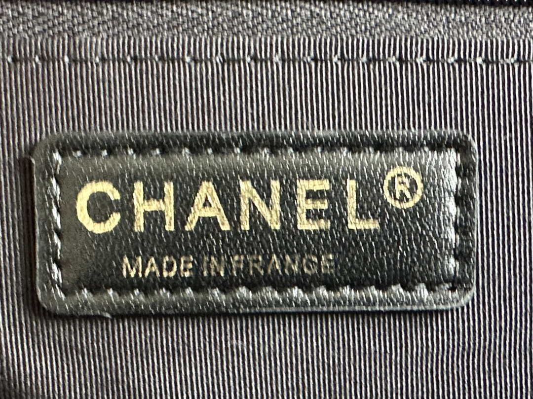 Chanel AS3662 LARGE BACKPACK Calfskin & Gold-Tone Metal Black - Default Title - View 8