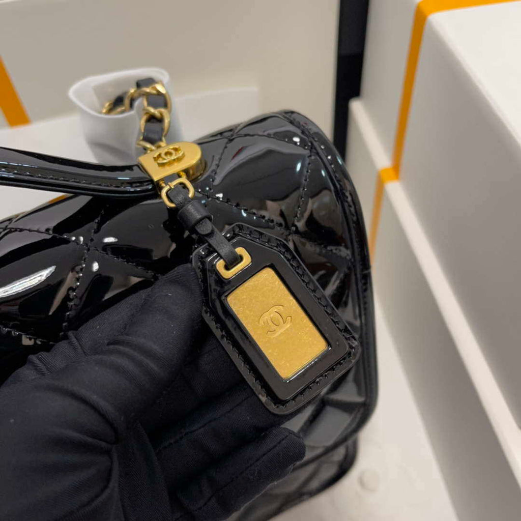 Chanel AS3662 LARGE BACKPACK Patent Calfskin & Gold-Tone Metal Black
