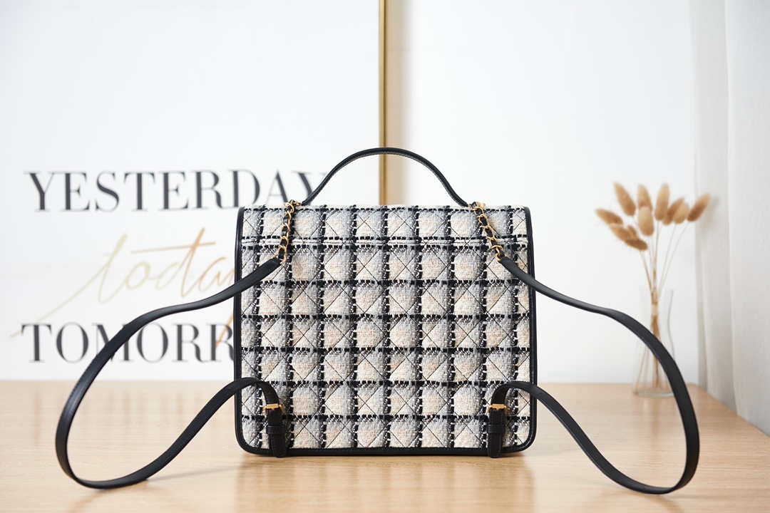 Chanel AS3662 LARGE BACKPACK Wool Tweed & Gold-Tone Metal White - Default Title - View 3