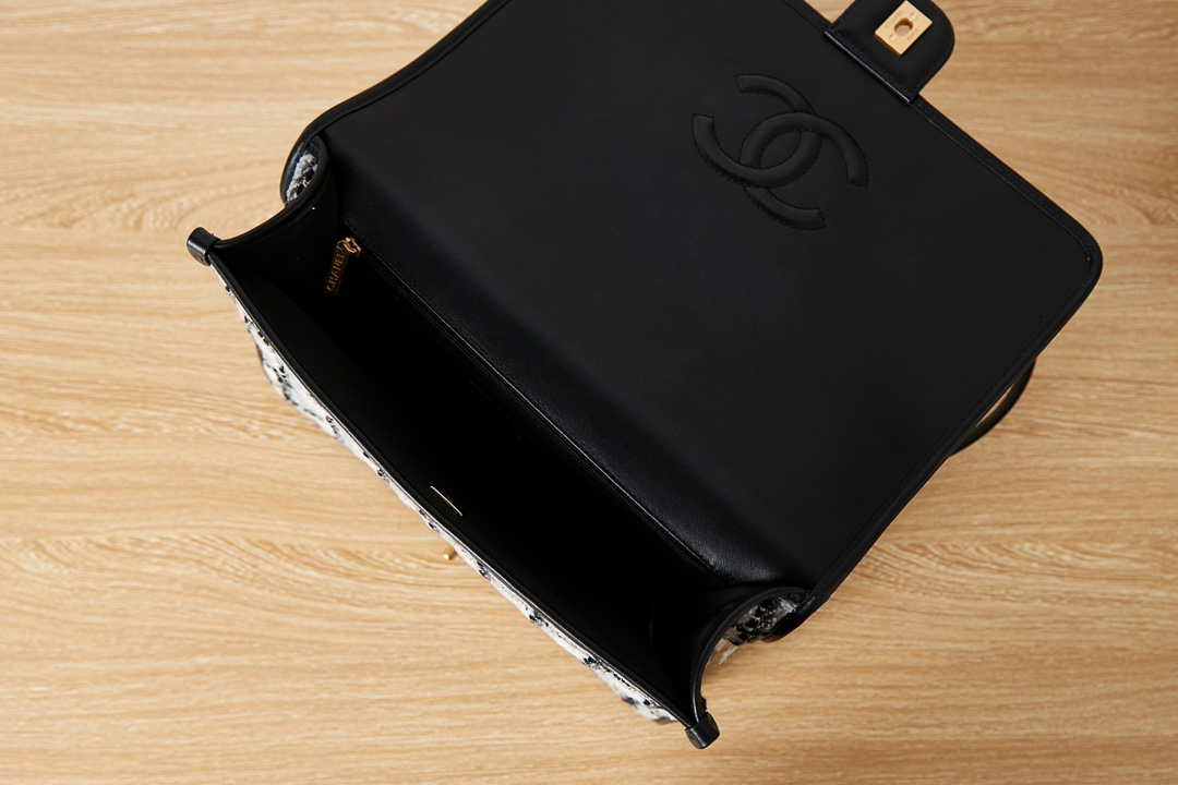 Chanel AS3662 LARGE BACKPACK Wool Tweed & Gold-Tone Metal White - Default Title - View 7