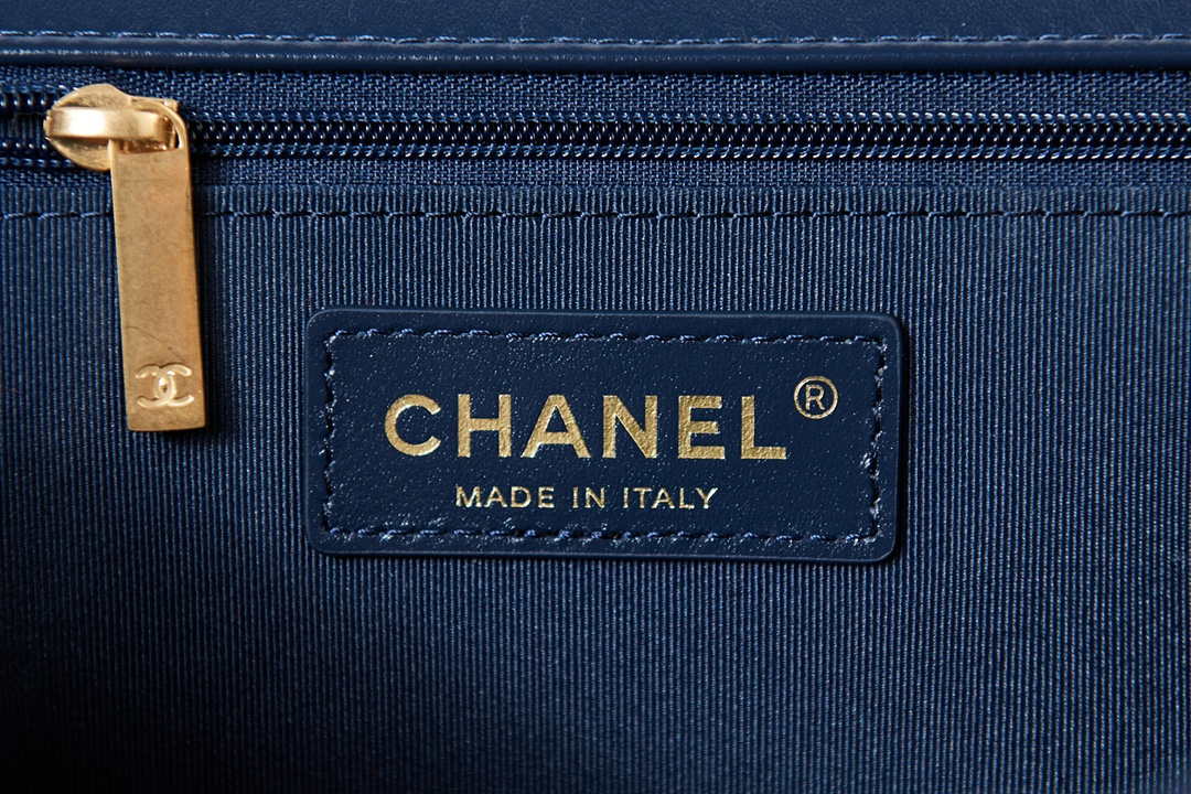 Chanel AS3662 LARGE BACKPACK Wool Tweed & Gold-Tone Metal Wine Red - Default Title - View 9