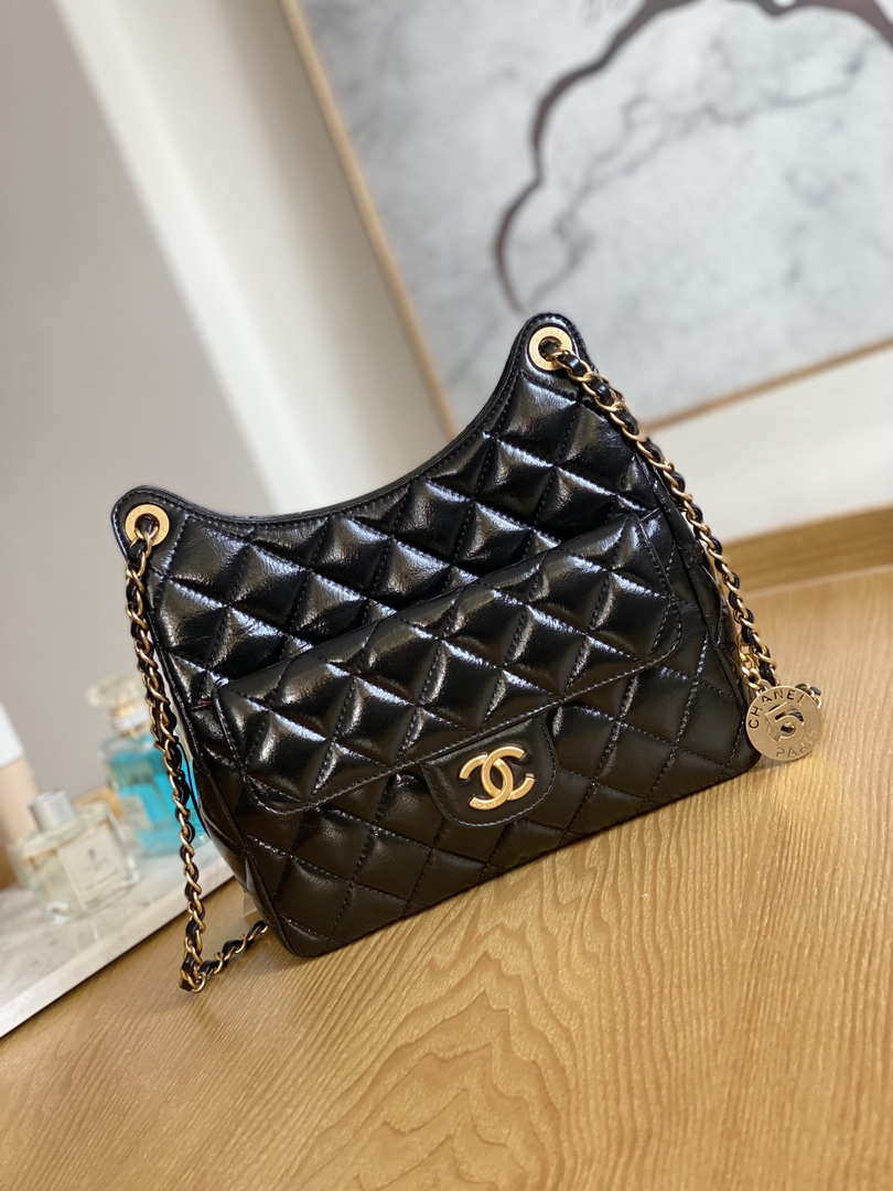 Chanel AS3690 Hobo Handbag Shiny Crumpled Calfskin & Gold-Tone Metal Black - Default Title - View 1