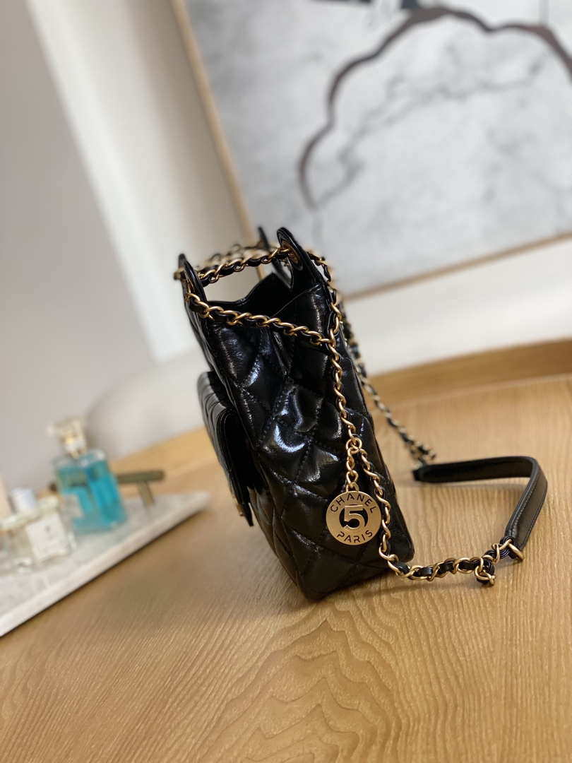 Chanel AS3690 Hobo Handbag Shiny Crumpled Calfskin & Gold-Tone Metal Black - Default Title - View 3