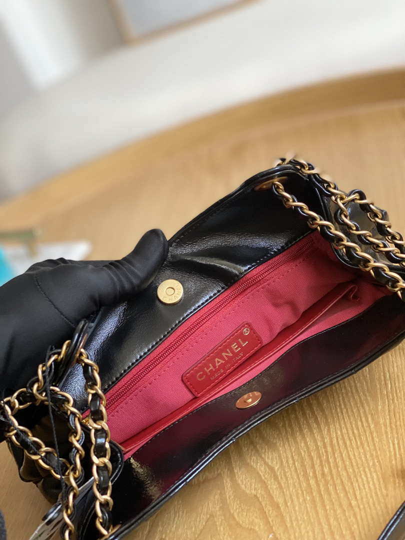 Chanel AS3690 Hobo Handbag Shiny Crumpled Calfskin & Gold-Tone Metal Black - Default Title - View 8