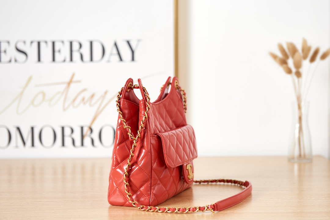 Chanel AS3690 Hobo Handbag Shiny Crumpled Calfskin & Gold-Tone Metal Red - Default Title - View 3