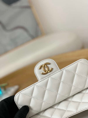 Chanel AS3690 Hobo Handbag Shiny Crumpled Calfskin & Gold-Tone Metal White - Default Title - View 3