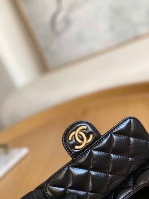 Chanel AS3710 Small Hobo Handbag Shiny Crumpled Calfskin & Gold-Tone Metal Black - Default Title - View 4