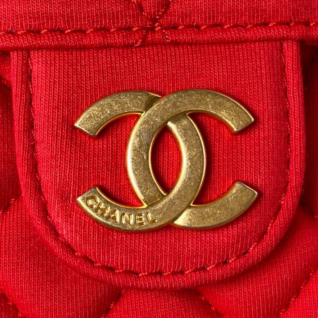 Chanel AS3710 Small Hobo Handbag Velvet & Gold-Tone Metal Red - Default Title - View 3