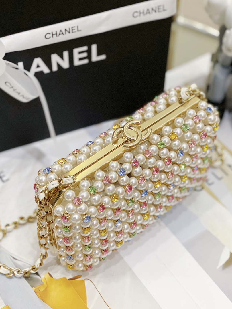 Chanel AS3771 EVENING Bag Glass Pearls & Gold-Tone Metal White & Multicolor - Default Title - View 4