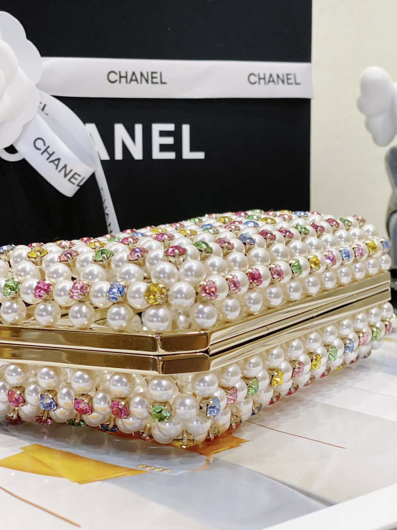 Chanel AS3771 EVENING Bag Glass Pearls & Gold-Tone Metal White & Multicolor