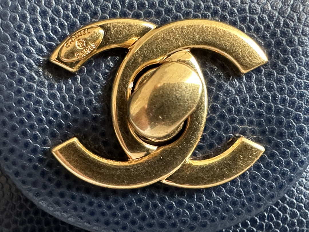 Chanel AS3777 Flap Bag Grained Calfskin & Gold-Tone Metal Navy Blue - Default Title - View 3