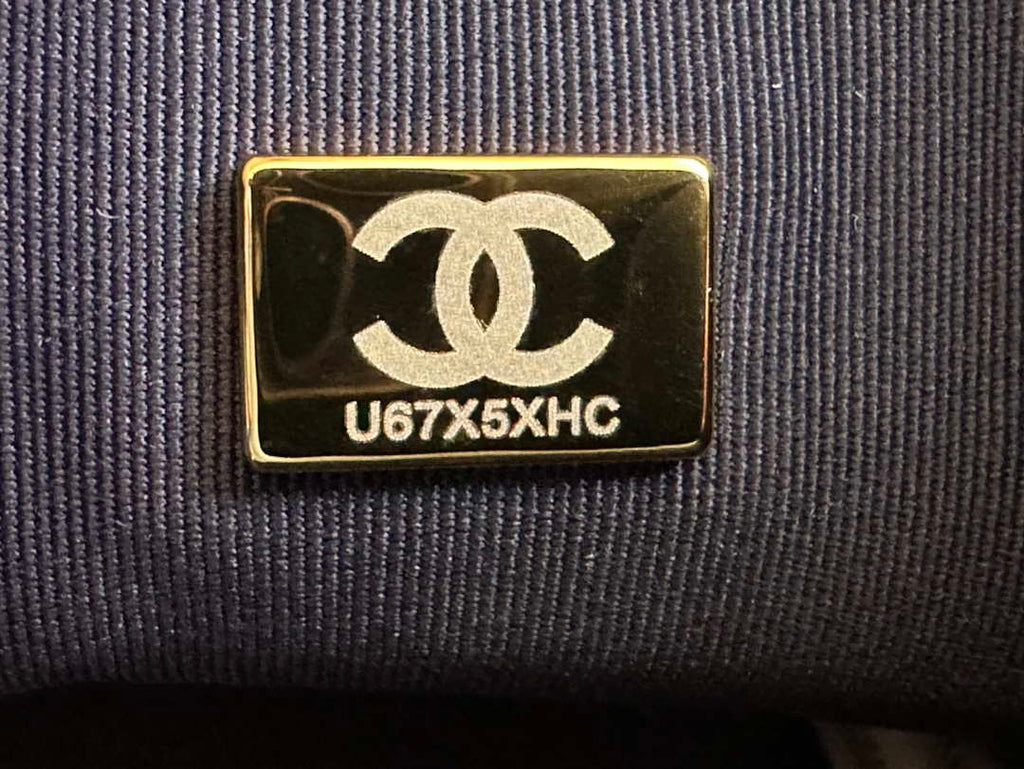 Chanel AS3777 Flap Bag Grained Calfskin & Gold-Tone Metal Navy Blue