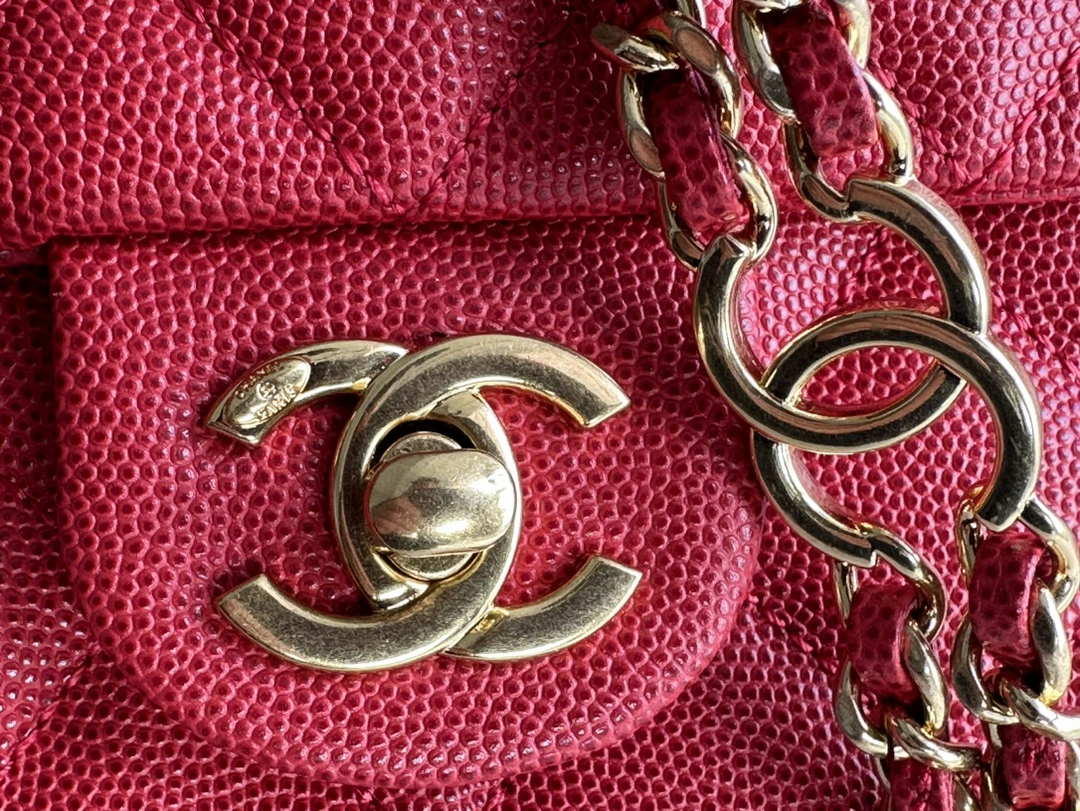 Chanel AS3777 Flap Bag Grained Calfskin & Gold-Tone Metal Red - Default Title - View 3