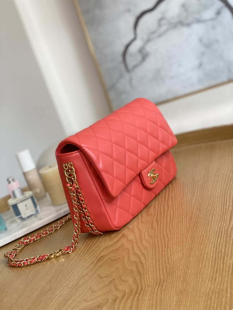 Chanel AS3777 Flap Bag Lambskin & Gold-Tone Metal Red - Default Title - View 3