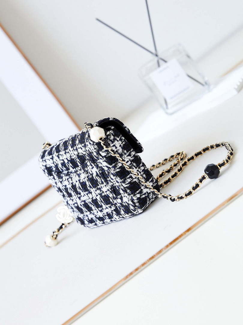 Chanel AS3782 MINI Flap Bag 23P Tweed Gold-Tone Metal 16cm Black & White - Default Title - View 4