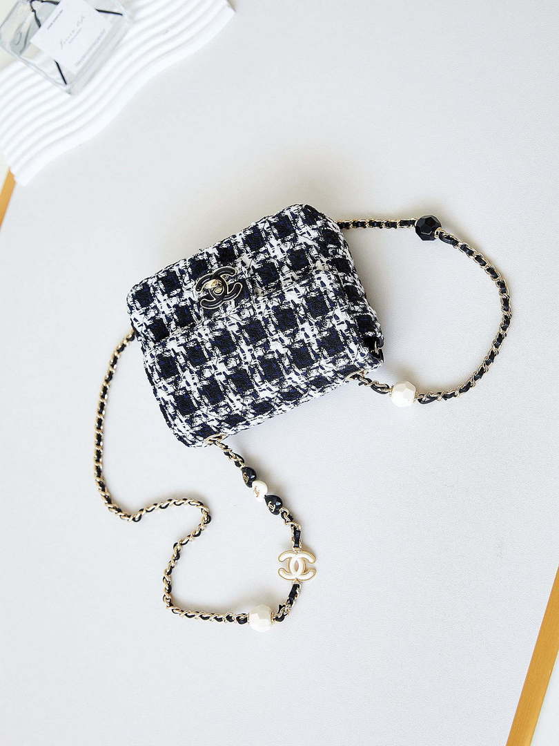 Chanel AS3782 MINI Flap Bag 23P Tweed Gold-Tone Metal 16cm Black & White