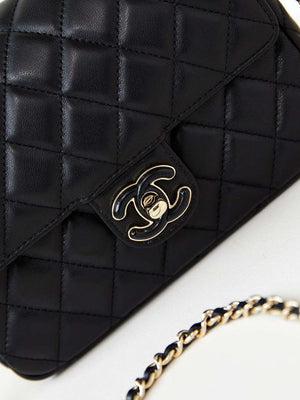 Chanel AS3783 Small Flap Bag 23P Lambskin Gold-Tone Metal 18.5 cm Black - Default Title - View 2