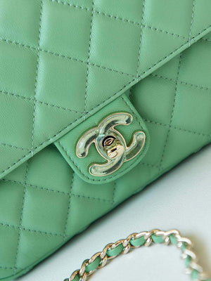 Chanel AS3783 Small Flap Bag 23P Lambskin Gold-Tone Metal 18.5 cm Green - Default Title - View 2