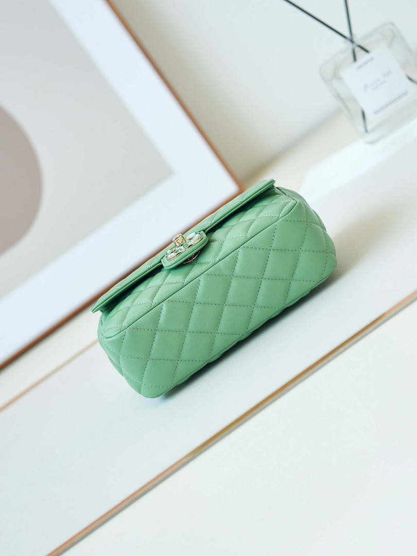 Chanel AS3783 Small Flap Bag 23P Lambskin Gold-Tone Metal 18.5 cm Green