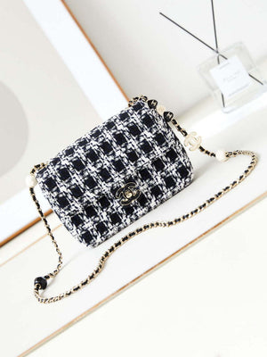 Chanel AS3783 Small Flap Bag 23P Tweed Gold-Tone Metal 18.5 cm White and Black - Default Title - View 1