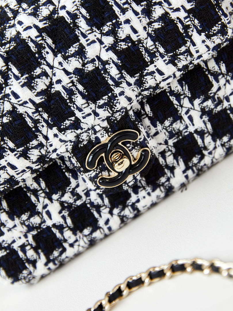 Chanel AS3783 Small Flap Bag 23P Tweed Gold-Tone Metal 18.5 cm White and Black