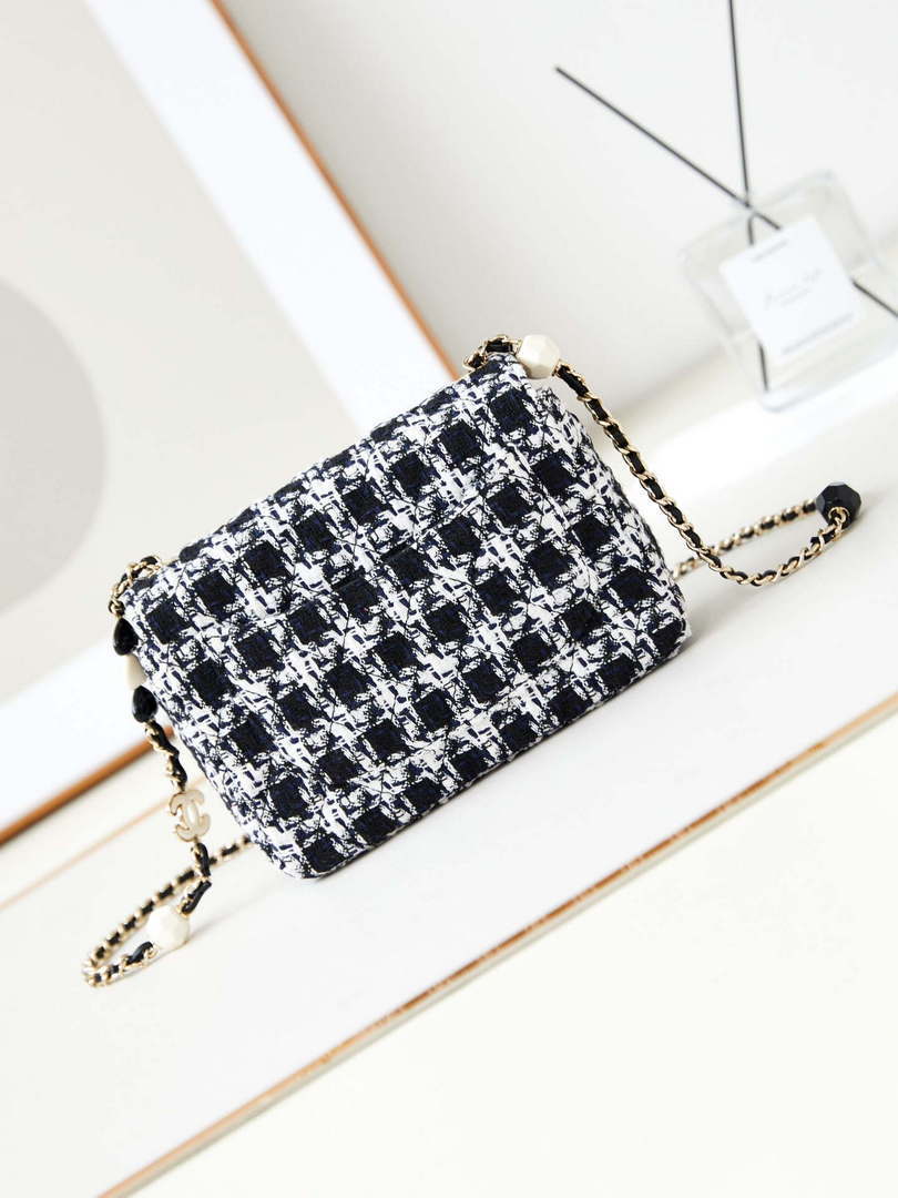 Chanel AS3783 Small Flap Bag 23P Tweed Gold-Tone Metal 18.5 cm White and Black - Default Title - View 5