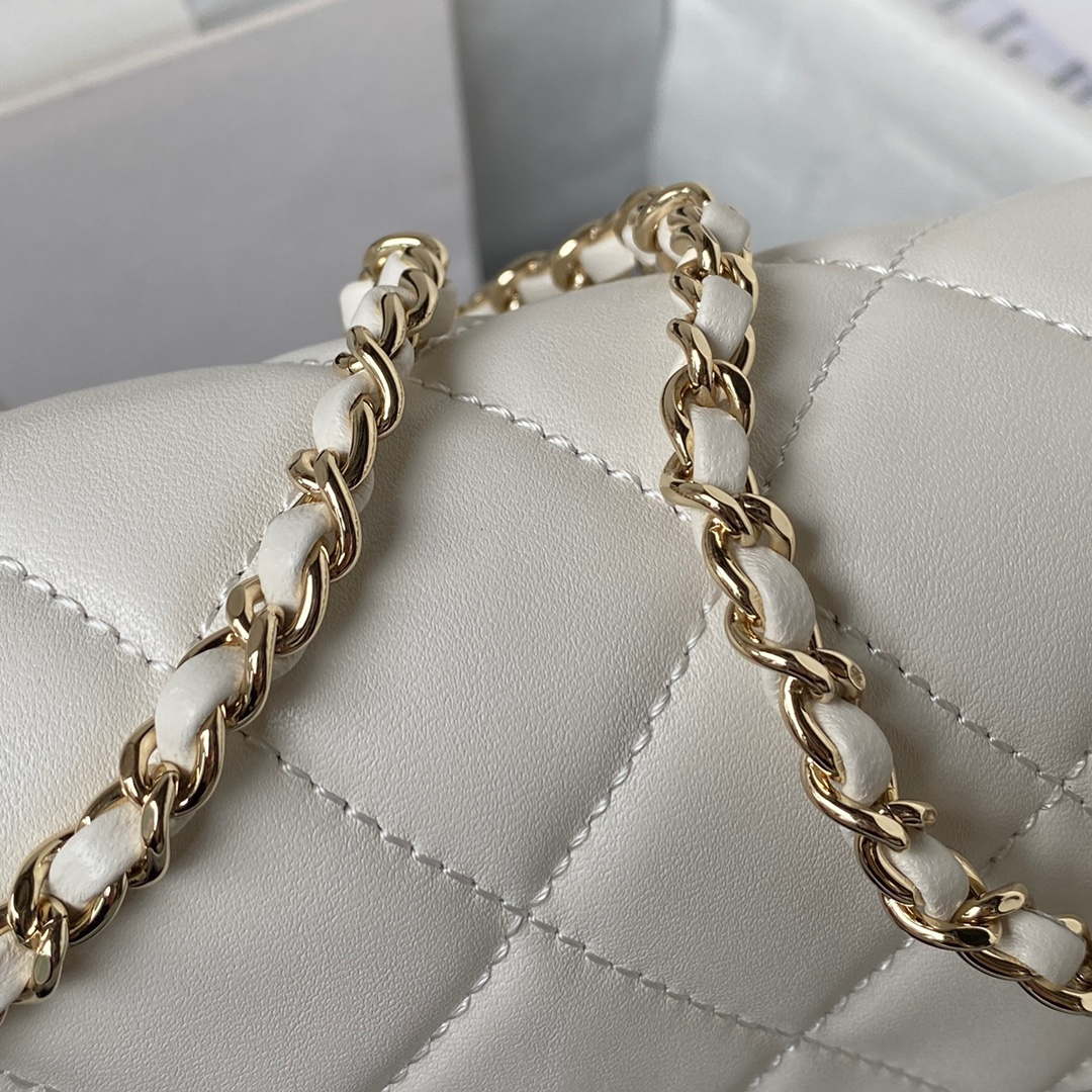 Chanel AS3791 Flap Bag Lambskin White - Default Title - View 4