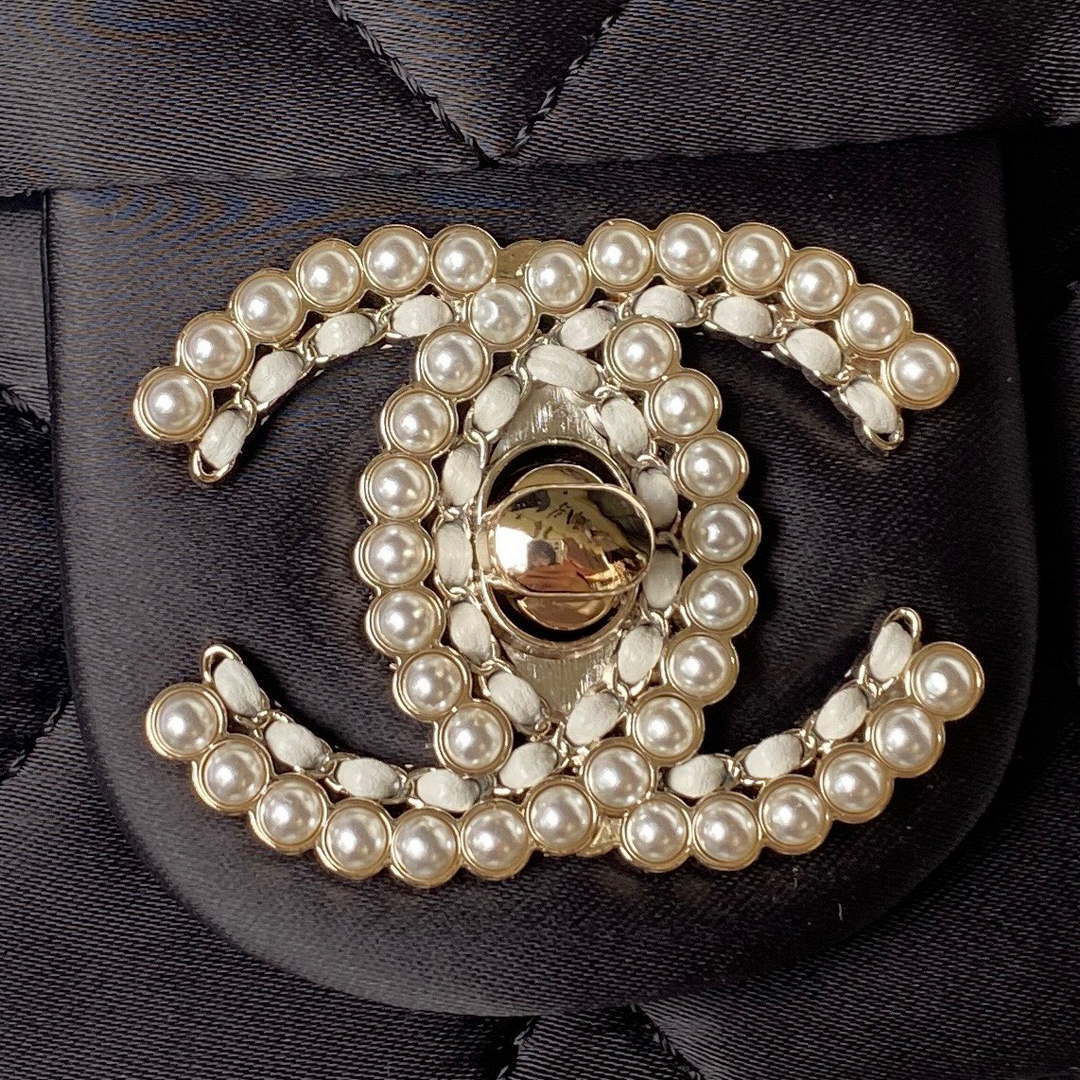 Chanel AS3791 Flap Bag Velvet and Lambskin Black