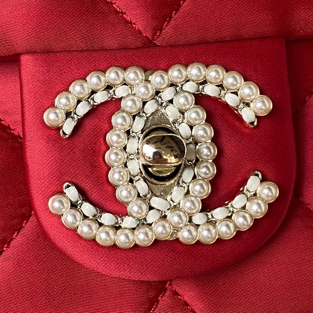 Chanel AS3791 Flap Bag Velvet and Lambskin Red - Default Title - View 3