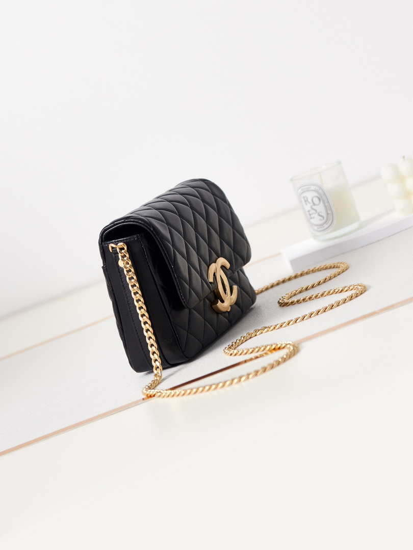 Chanel AS3855 Flap bag With Chain shiny Lambskin & Gold-Tone Metal Black - Default Title - View 2