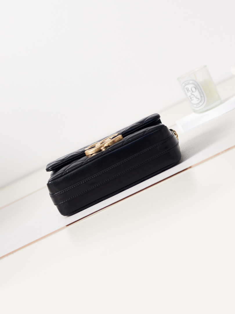 Chanel AS3855 Flap bag With Chain shiny Lambskin & Gold-Tone Metal Black - Default Title - View 5