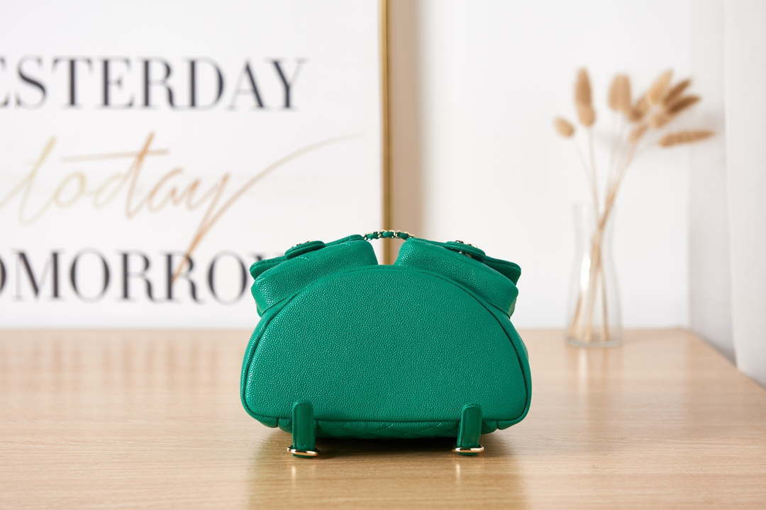 Chanel AS3860 Backpack Grained Shiny Calfskin & Gold-Tone Metal Green - Default Title - View 6