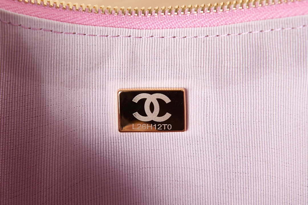 Chanel AS3917 Clutch With Chain Lambskin & Shiny Light Gold Metal Pink