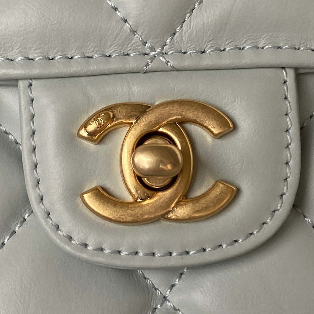 Chanel AS3932 Flap Classic Bag CF Lambskin Light Blue Gold - Default Title - View 3