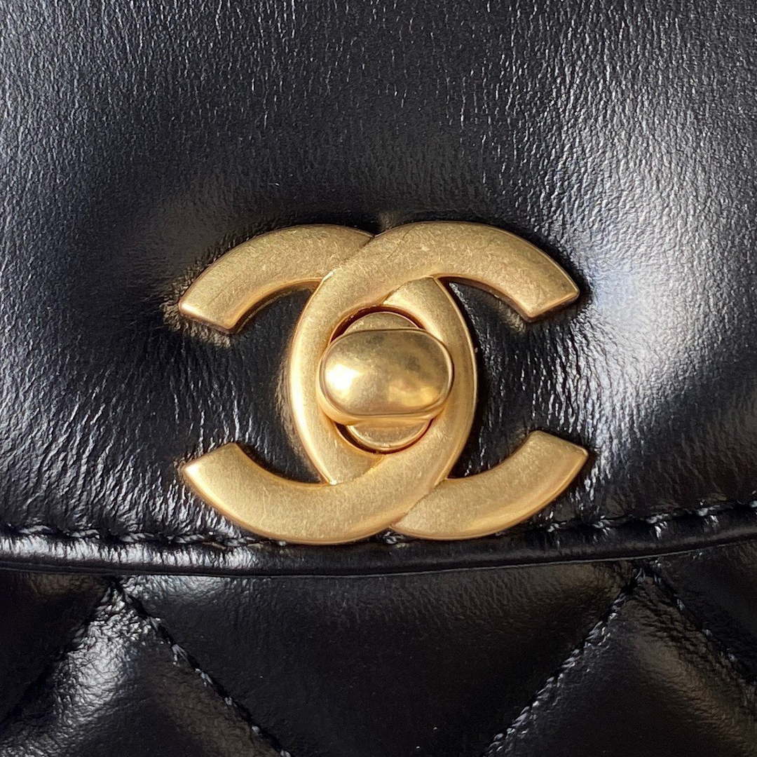 Chanel AS3970 Flap Bag with top handle Lambskin gold tone metal Black - Default Title - View 3