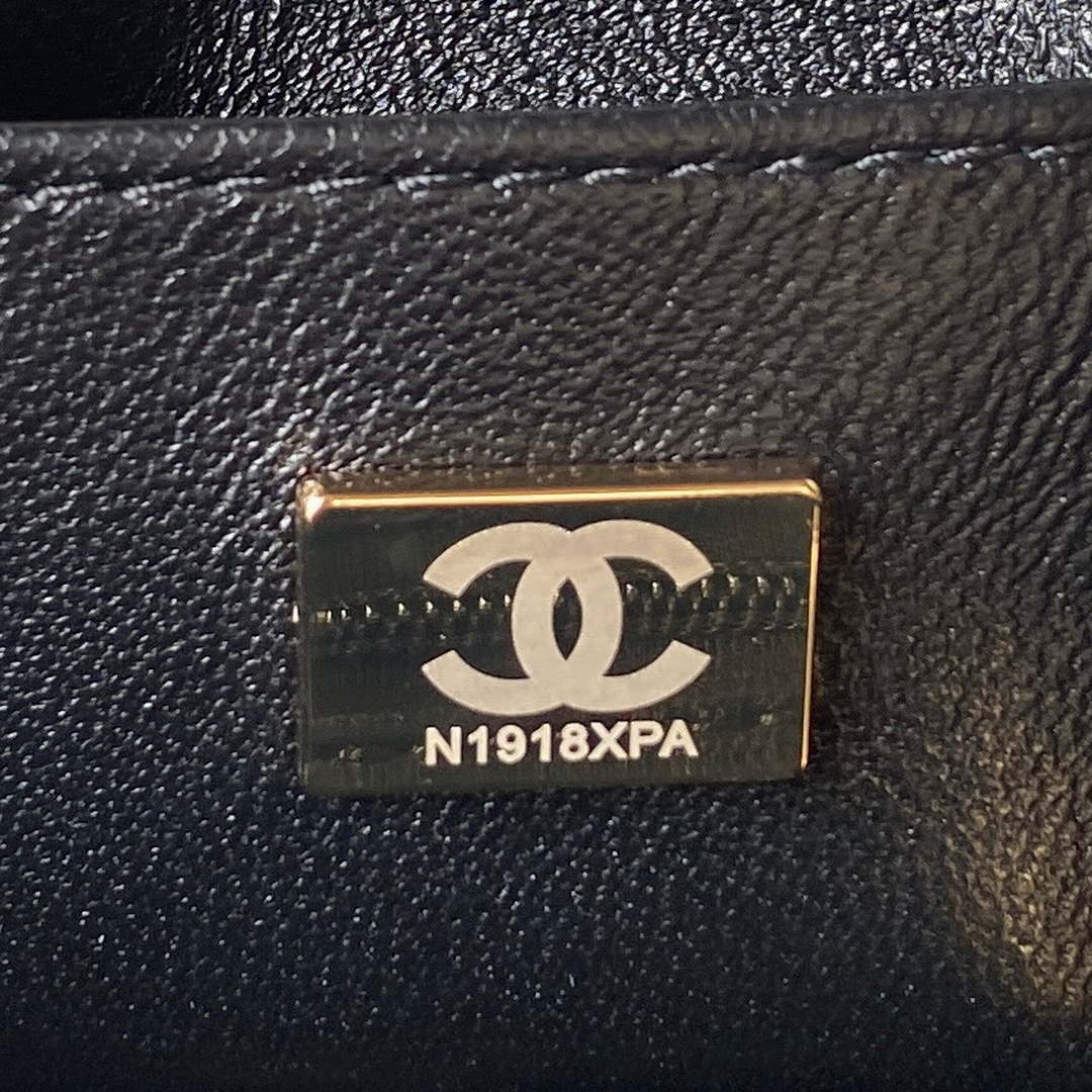 Chanel AS3973 Small Vanity Case Lambskin bag with top handle Black Gold