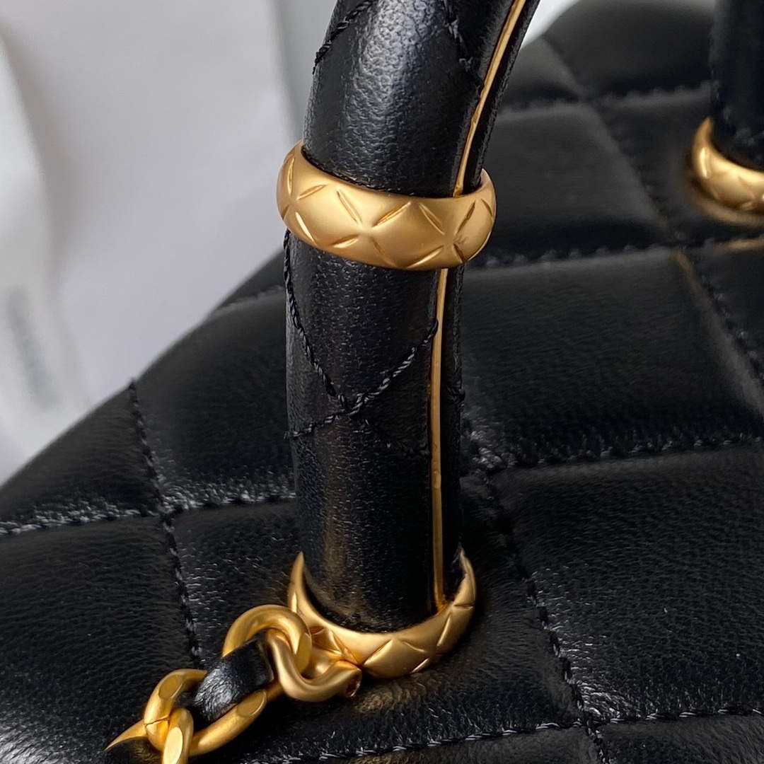 Chanel AS3973 Small Vanity Case Lambskin bag with top handle Black Gold
