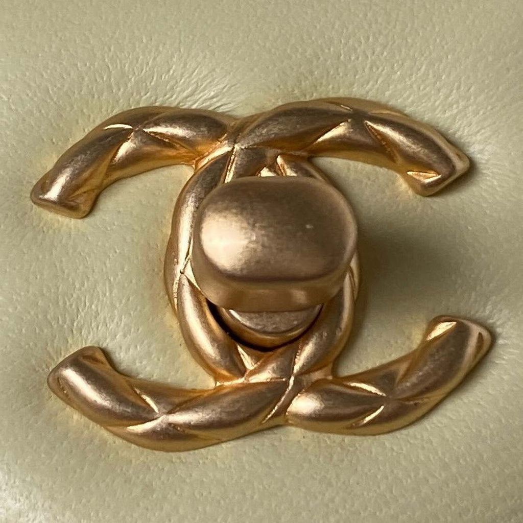 Chanel AS3973 Small Vanity Case Lambskin bag Yellow