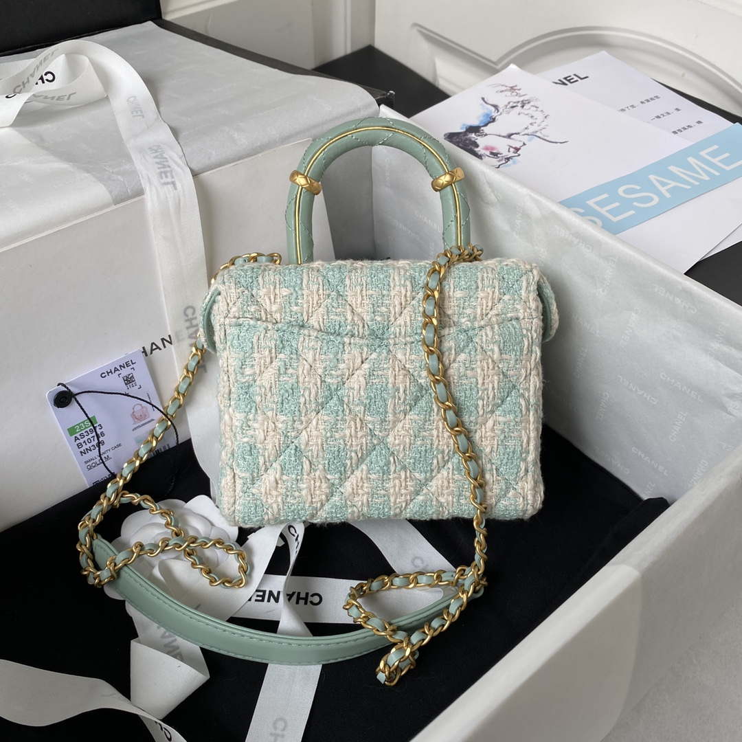 Chanel AS3973 Small Vanity Case Tweed Lambskin & Gold Metal Green & White - Default Title - View 2