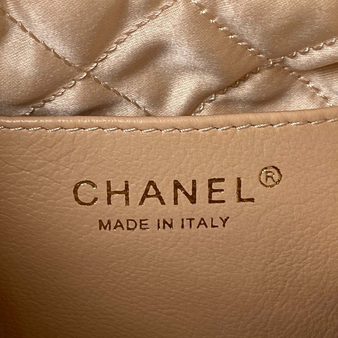 Chanel AS3980 22 Mini Handbag Shiny Calfskin & Gold-Tone Metal White - Default Title - View 8