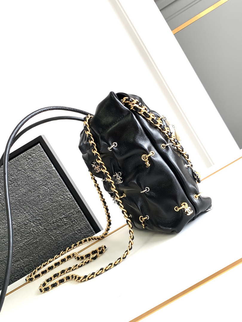 Chanel AS3980 22 Mini Handbag Black Calfskin & Gold-Tone Metal