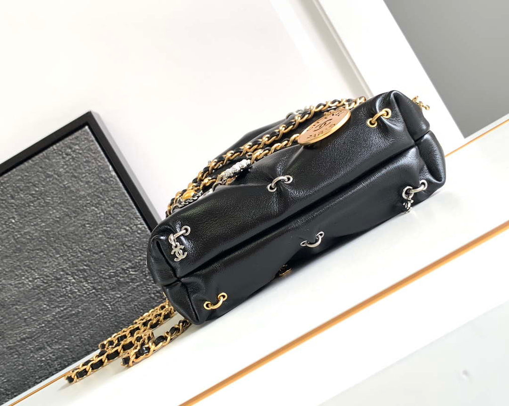 Chanel AS3980 22 Mini Handbag Black Calfskin & Gold-Tone Metal