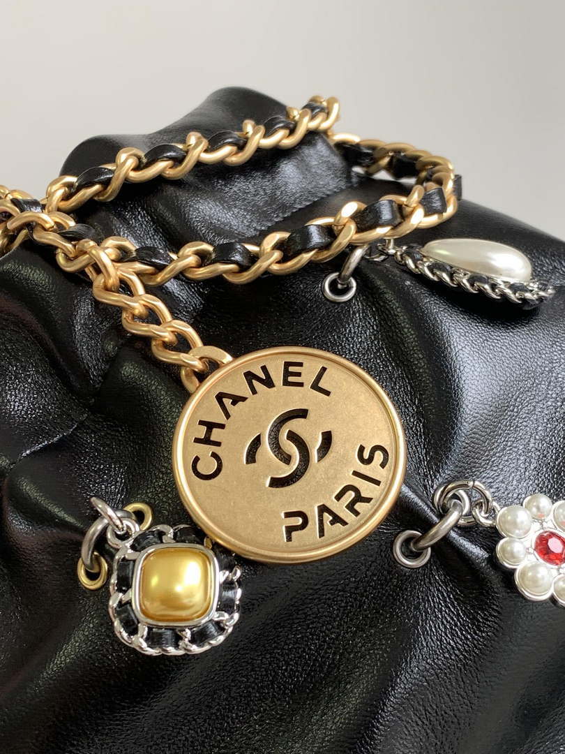 Chanel AS3980 22 Mini Handbag Black Calfskin & Gold-Tone Metal - Default Title - View 6