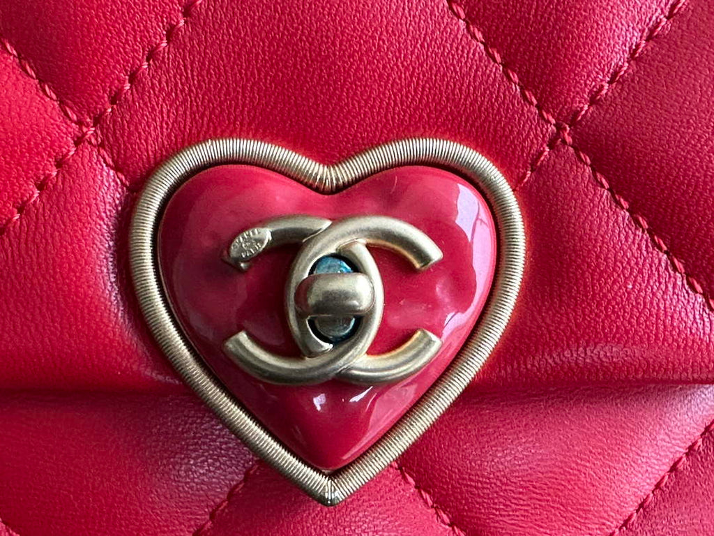 Chanel AS3986 Small Flap Bag Lambskin Plexi & Gold-Tone Meta Red