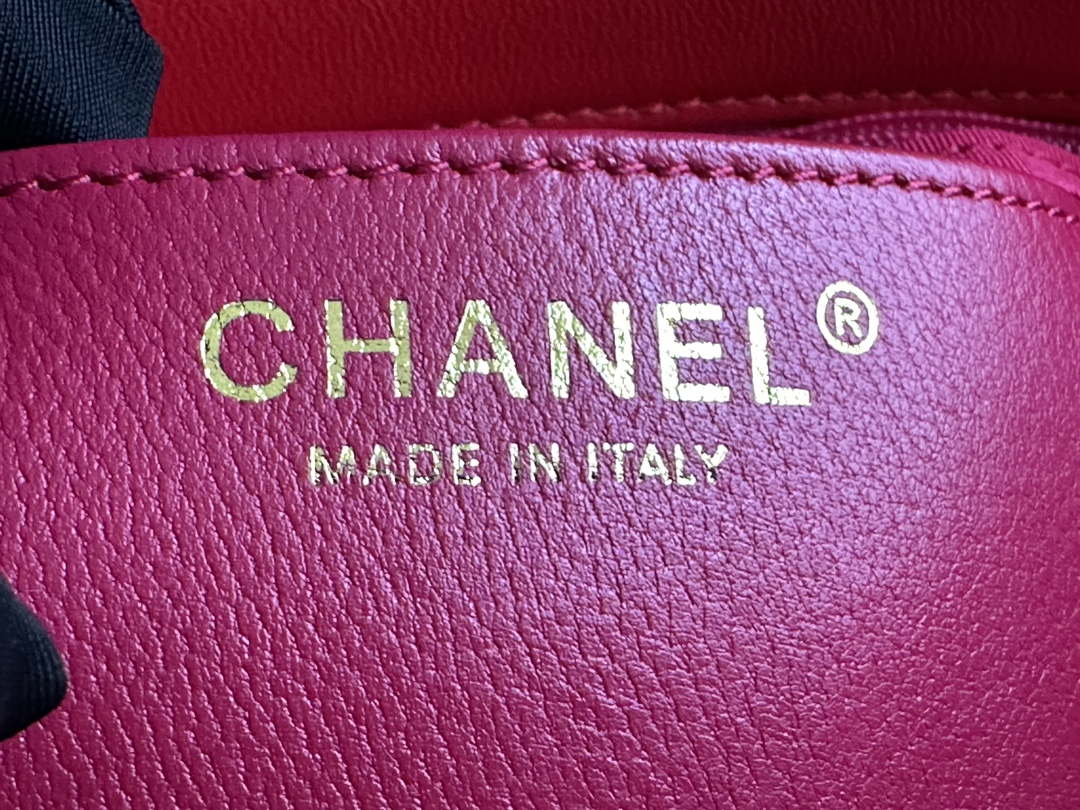 Chanel AS3986 Small Flap Bag Lambskin Plexi & Gold-Tone Meta Red - Default Title - View 8