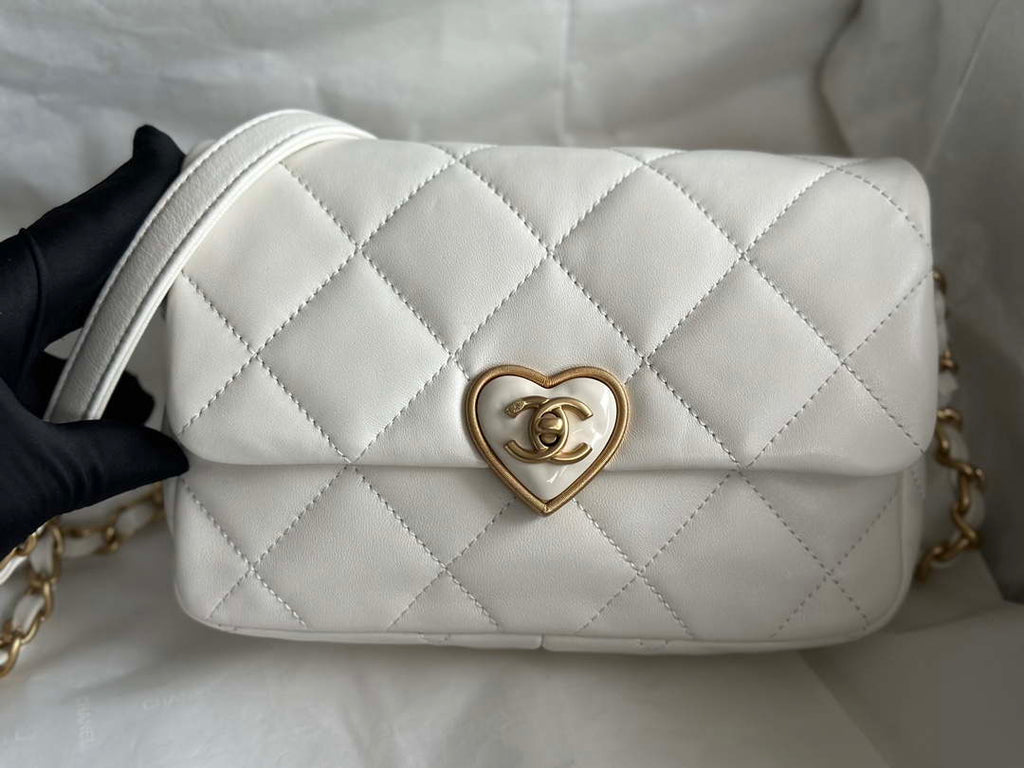 Chanel AS3986 Small Flap Bag Lambskin Plexi & Gold-Tone Metal White