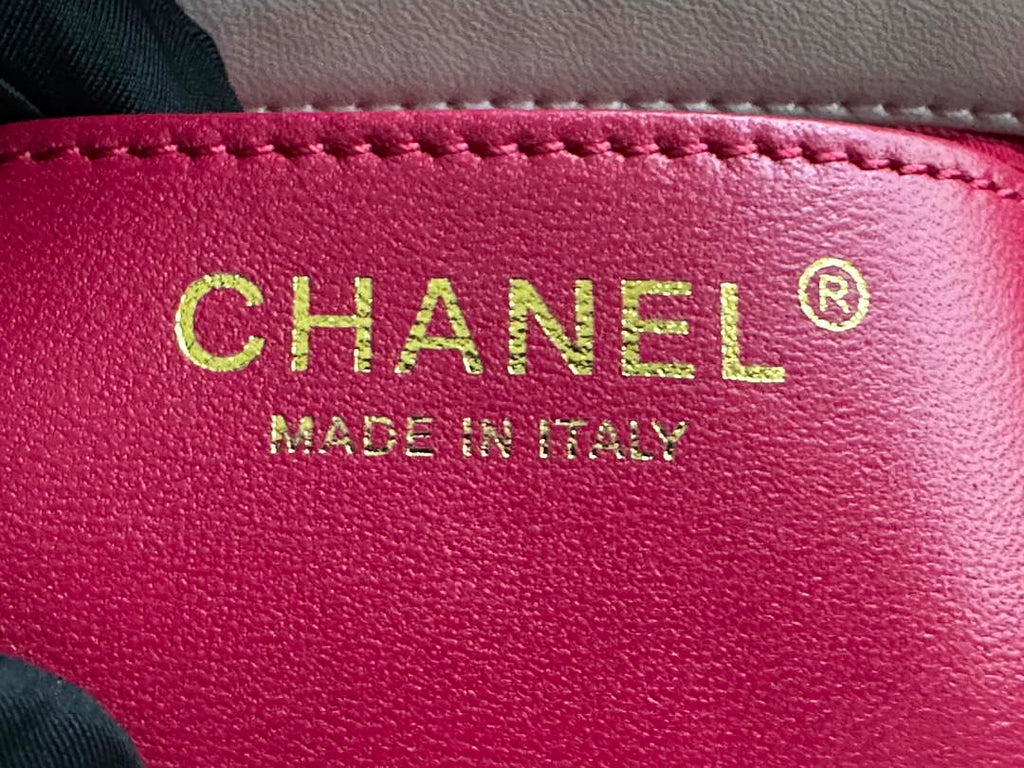 Chanel AS3986 Small Flap Bag Lambskin Plexi & Gold-Tone Metal White