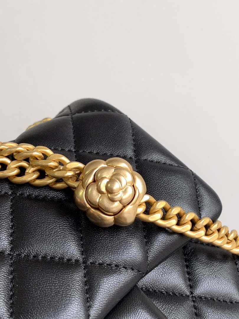 Chanel AS4040 Mini Flap Classic Bag 18 Woc Camellia Lambskin Black