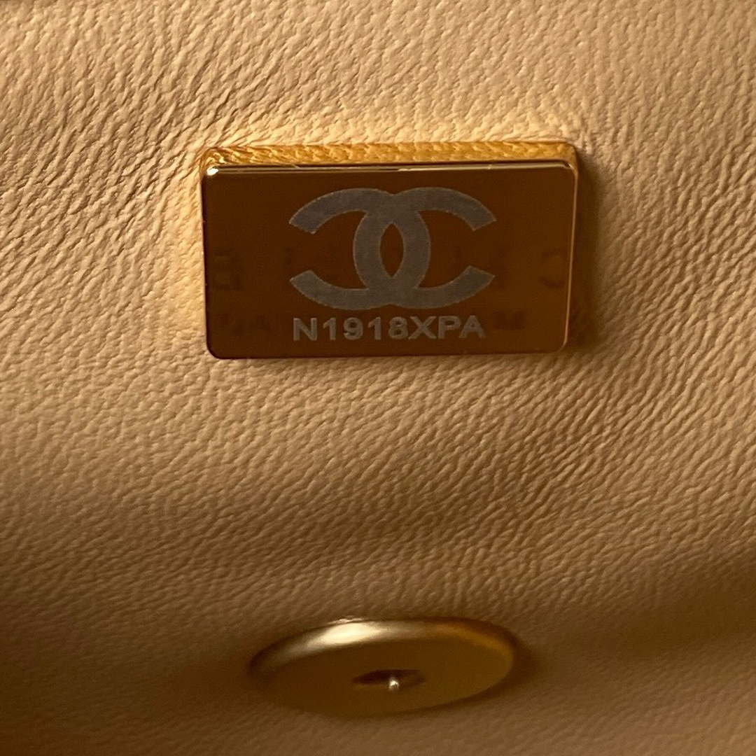Chanel AS4040 Mini Flap Classic Bag 18 Woc Camellia Lambskin Apricot - Default Title - View 9